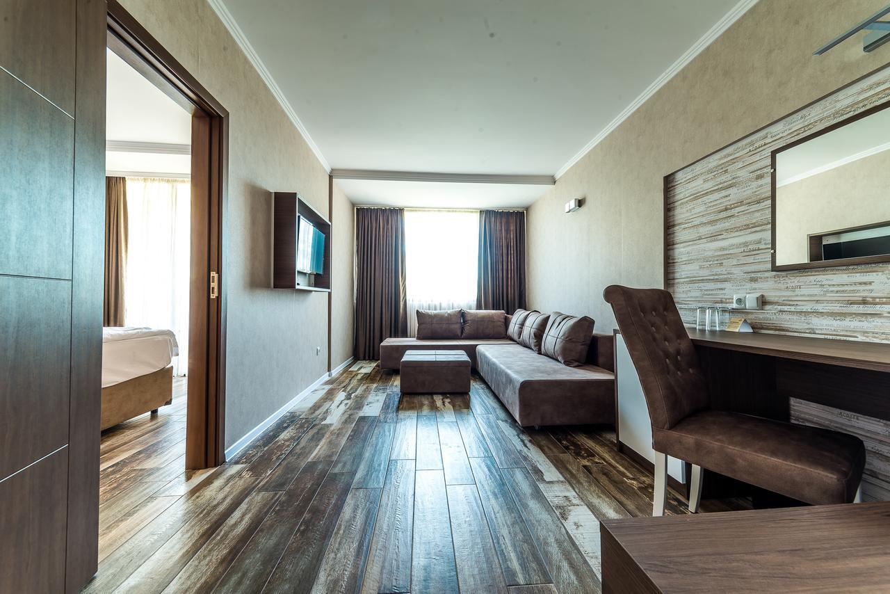 Hotel Baikal Sunny Beach Exterior photo
